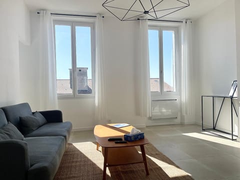 Appartement Gabriel Centre ville départ Ferry Apartment in Toulon