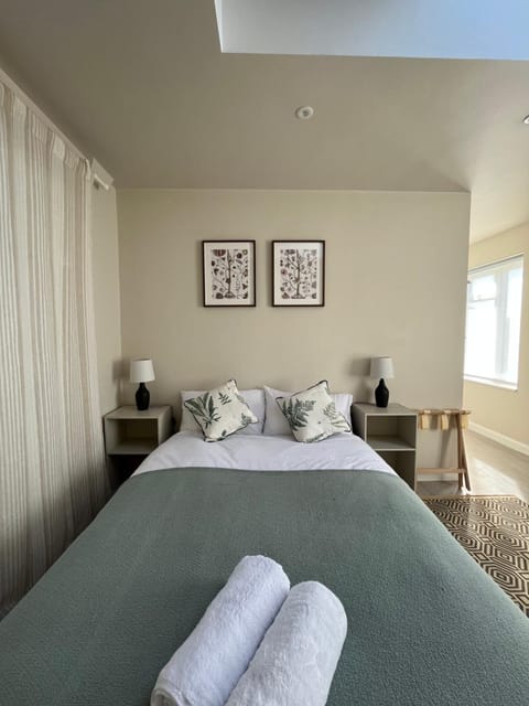 Cosy 1 BR, 10min drive to Bath centre,Free parking Apartment in Bath