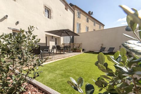Garden, Balcony/Terrace
