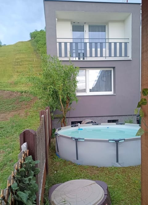 Garden, Swimming pool