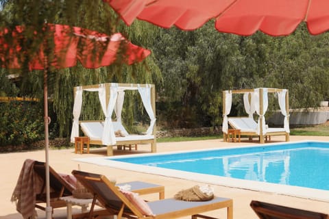 Day, Natural landscape, Pool view, Swimming pool, sunbed