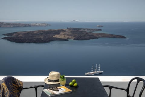Day, Natural landscape, Seating area, Sea view