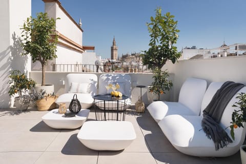 Balcony/Terrace, Seating area, Entertainment