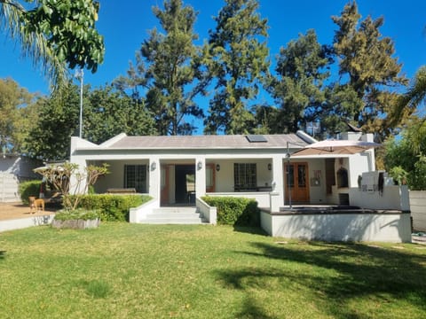 Property building, Garden, Garden view