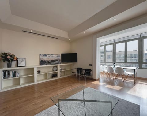 TV and multimedia, Living room, Seating area
