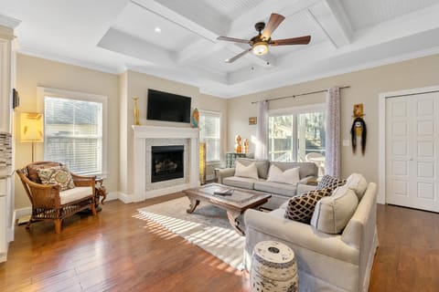 Fullerwood Delight- Mins to Beach and Downtown House in Vilano Beach