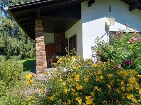 Property building, Spring, Garden, Garden view