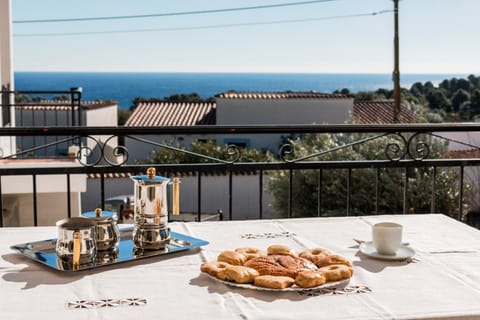 Natural landscape, View (from property/room), Balcony/Terrace, Sea view