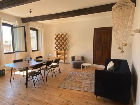 Living room, Dining area