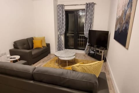 2 Bed Gated Apartment Westport 15 The Anchorage The Quay F28 V342 Apartment in County Mayo