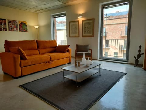 Recinto Nobili 4 - private parking vista cortile Apartment in Asti