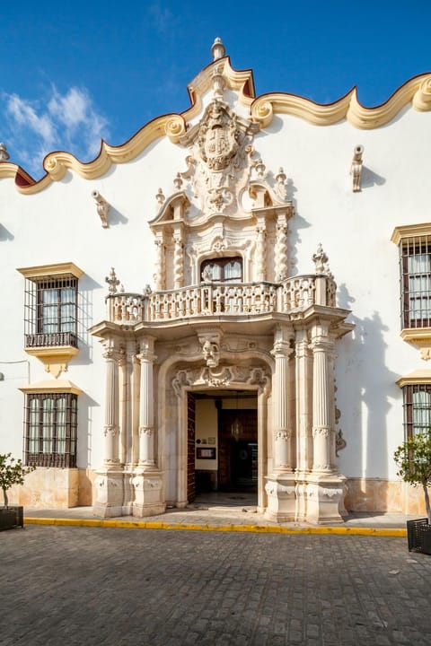 Facade/entrance, Property logo or sign, Lobby or reception