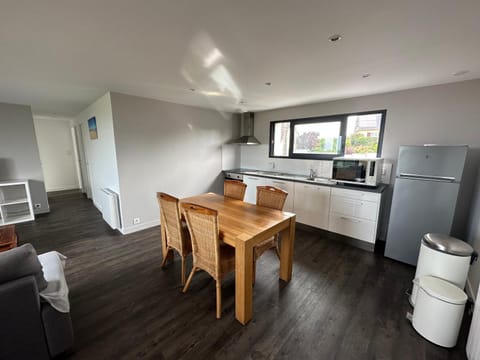 Lecrindublanccaillou Apartment in Saint-Pair-sur-Mer