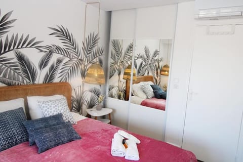 Bed, Bedroom, wardrobe