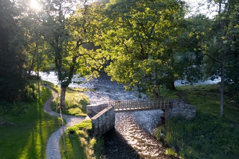 Nearby landmark, Day, Natural landscape, River view