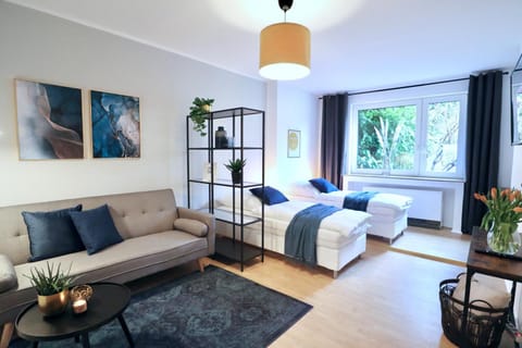 Bed, Living room, Photo of the whole room, Seating area, Bedroom