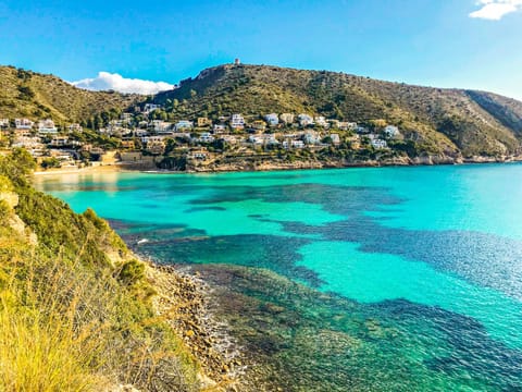 Isabel - modern apartment in the center of Moraira Apartment in Moraira