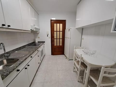 Primera línea Patos, Nigrán. Apartment in Viana do Castelo District, Portugal