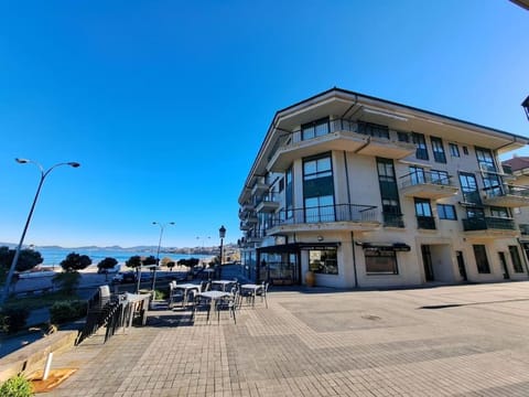 Primera línea Patos, Nigrán. Apartment in Viana do Castelo District, Portugal