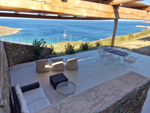 View (from property/room), Balcony/Terrace, Sea view