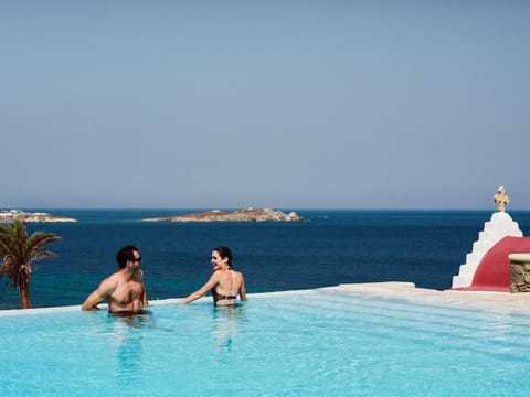 Nearby landmark, Day, People, Pool view, Sea view, Swimming pool, sunbed