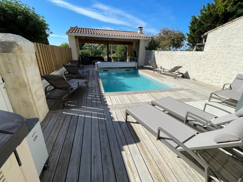 Patio, Pool view, Swimming pool, sunbed