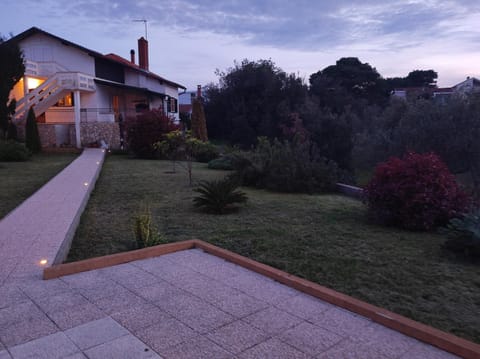 Property building, View (from property/room), Garden view, Sunset, Inner courtyard view