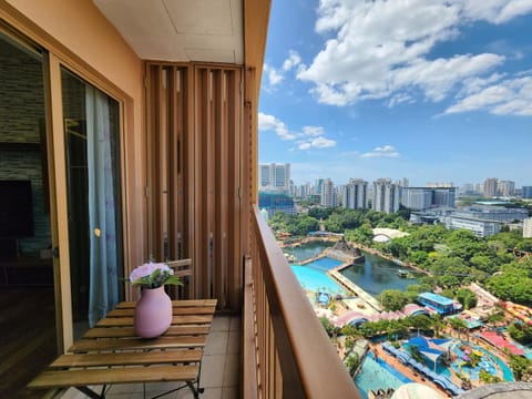 Property building, Balcony/Terrace