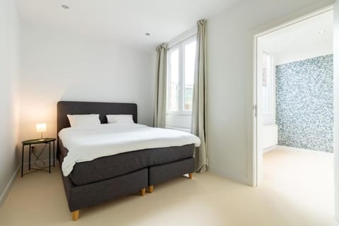 Bright, Spacious Apartments & Perfectly Located in the Heart of Ghent Apartment in Ghent