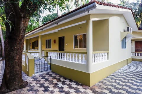Property building, Day