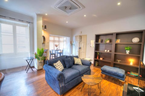 Chic 2bedroom apartment near Sliema ferries CESI1-1 Apartment in Sliema