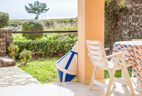 Patio, Garden, Garden view