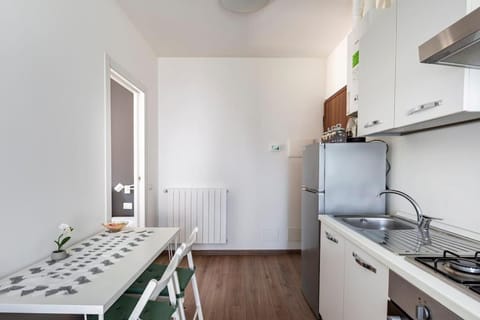 Kitchen or kitchenette, pet friendly