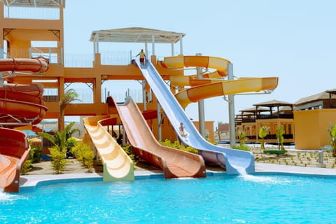Aqua park, Swimming pool