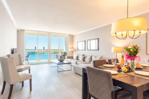 Golden Bay 808 House in Sunny Isles Beach