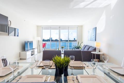 Golden Bay 406 House in Sunny Isles Beach
