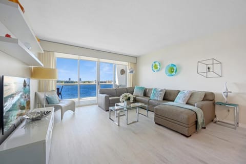 Golden Bay 506 House in Sunny Isles Beach