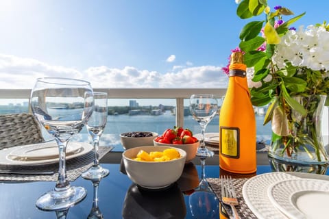 Golden Bay 805 House in Sunny Isles Beach