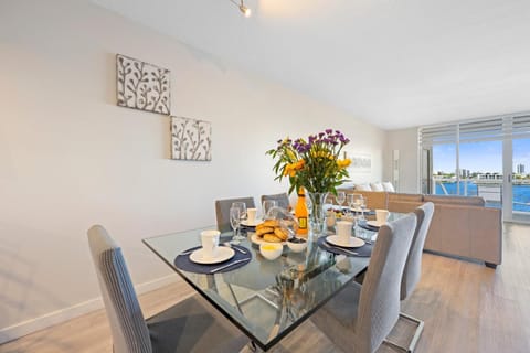 Golden Bay 509 House in Sunny Isles Beach