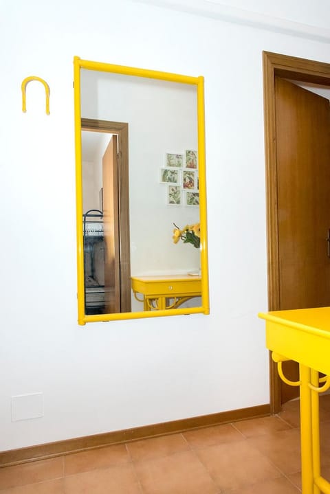 S288 - Sirolo, ampio trilocale in zona centrale Apartment in Sirolo