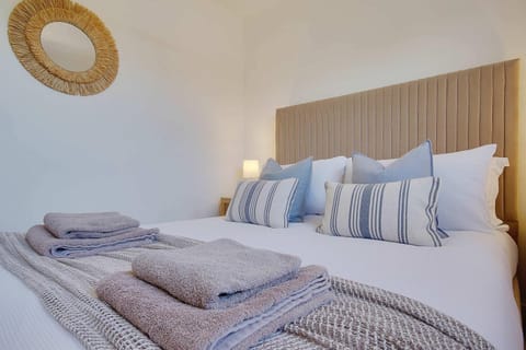 The Nook - Cosy coastal retreat near Sandbanks House in Poole