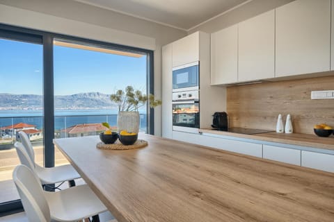 Mare‘s Place - Premium Seaview Apartment Apartment in Šibenik-Knin County, Croatia