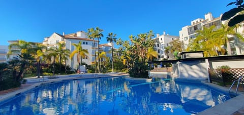 Day, Garden, Garden, Swimming pool, Swimming pool