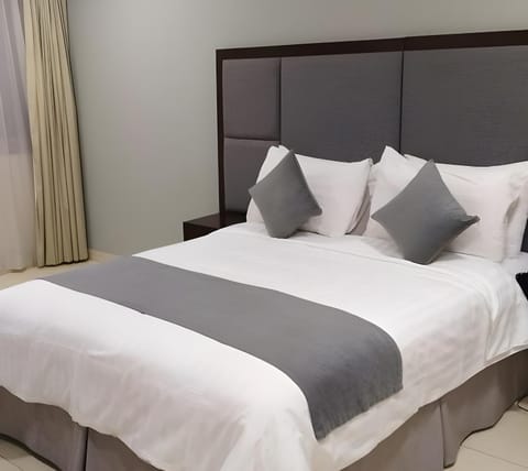 Abu Dhabi Center - For Elites Vacation rental in Abu Dhabi