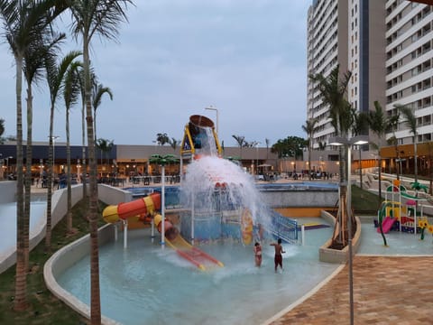 Aqua park, Swimming pool