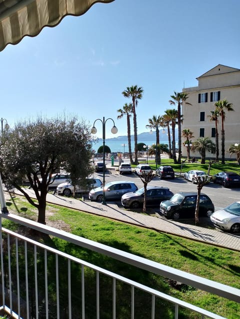 Incantevole appartamento davanti al mare, Chiavari Apartment in Chiavari