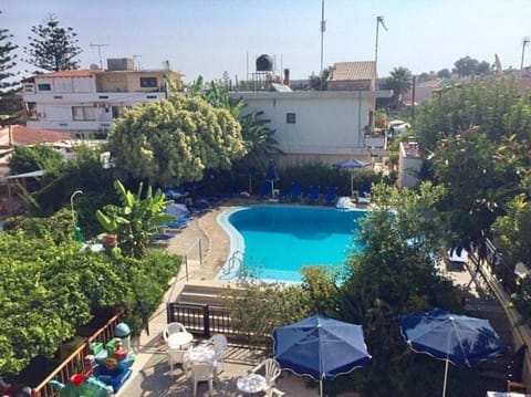 Pool view, Swimming pool