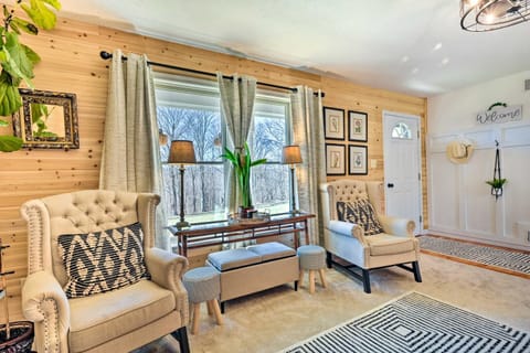 Berkeley Springs Vacation Home with Fire Pit! House in Berkeley Springs