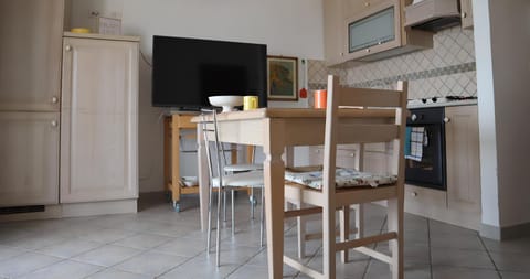 Living room, kitchen