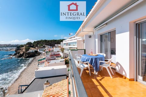 View (from property/room), View (from property/room), Balcony/Terrace, Beach, Mountain view, Mountain view, Sea view